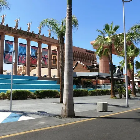 Blue Bay Paradise - Front With Sea View Apartamento
