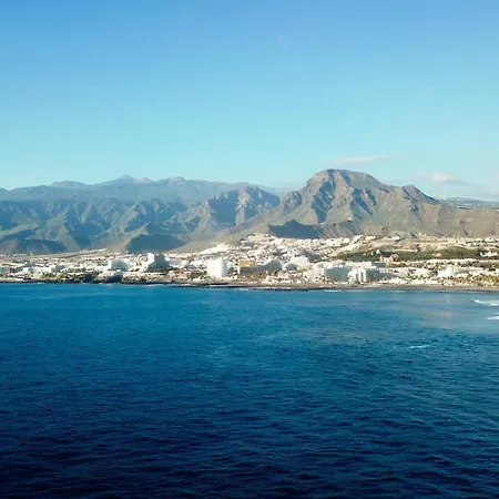 Blue Bay Paradise - Front With Sea View