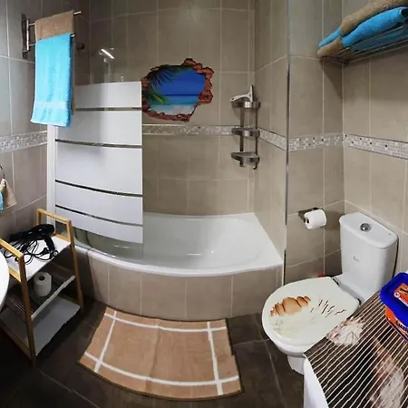 Blue Bay Paradise With Heated Pool - Front With Sea View *