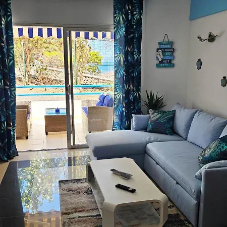 Blue Bay Paradise With Heated Pool - Front With Sea View *